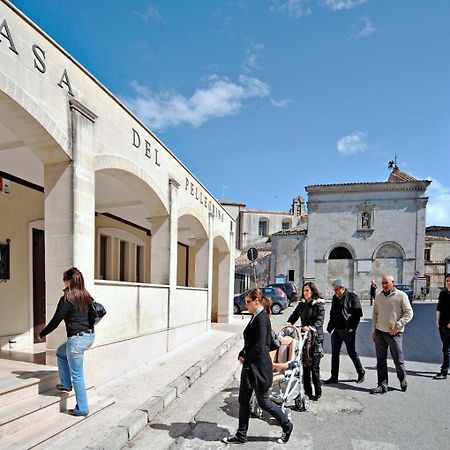 Albergo Casa Del Pellegrino Monte Sant'Angelo Eksteriør billede
