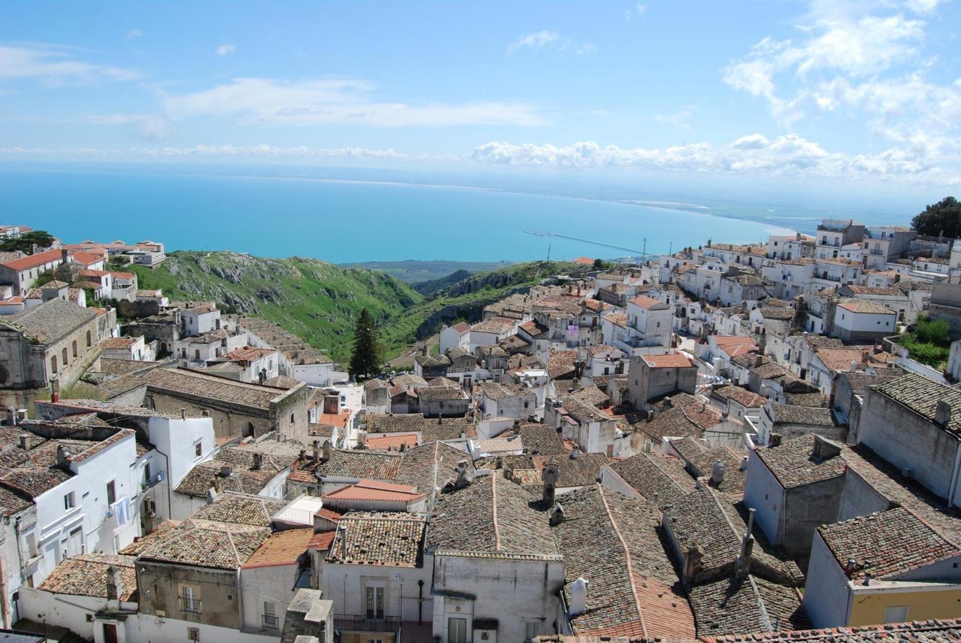 Albergo Casa Del Pellegrino Monte Sant'Angelo Eksteriør billede